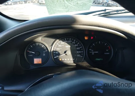 2004 Chevrolet Venture Ls from USA, damaged, VIN 1GNDX03E44D171019